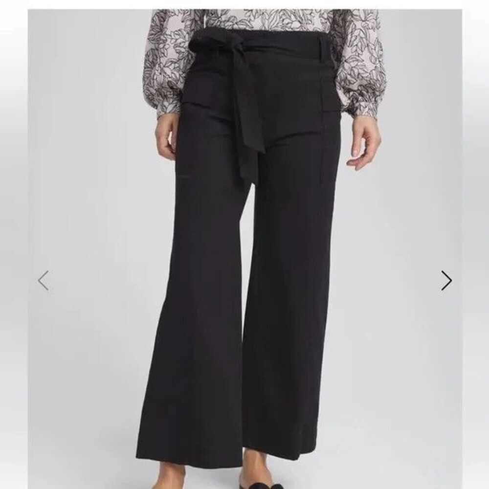CHICOS Black Utility Cropped Twill Pants Size 8/10 (M) Wide Leg Cargo